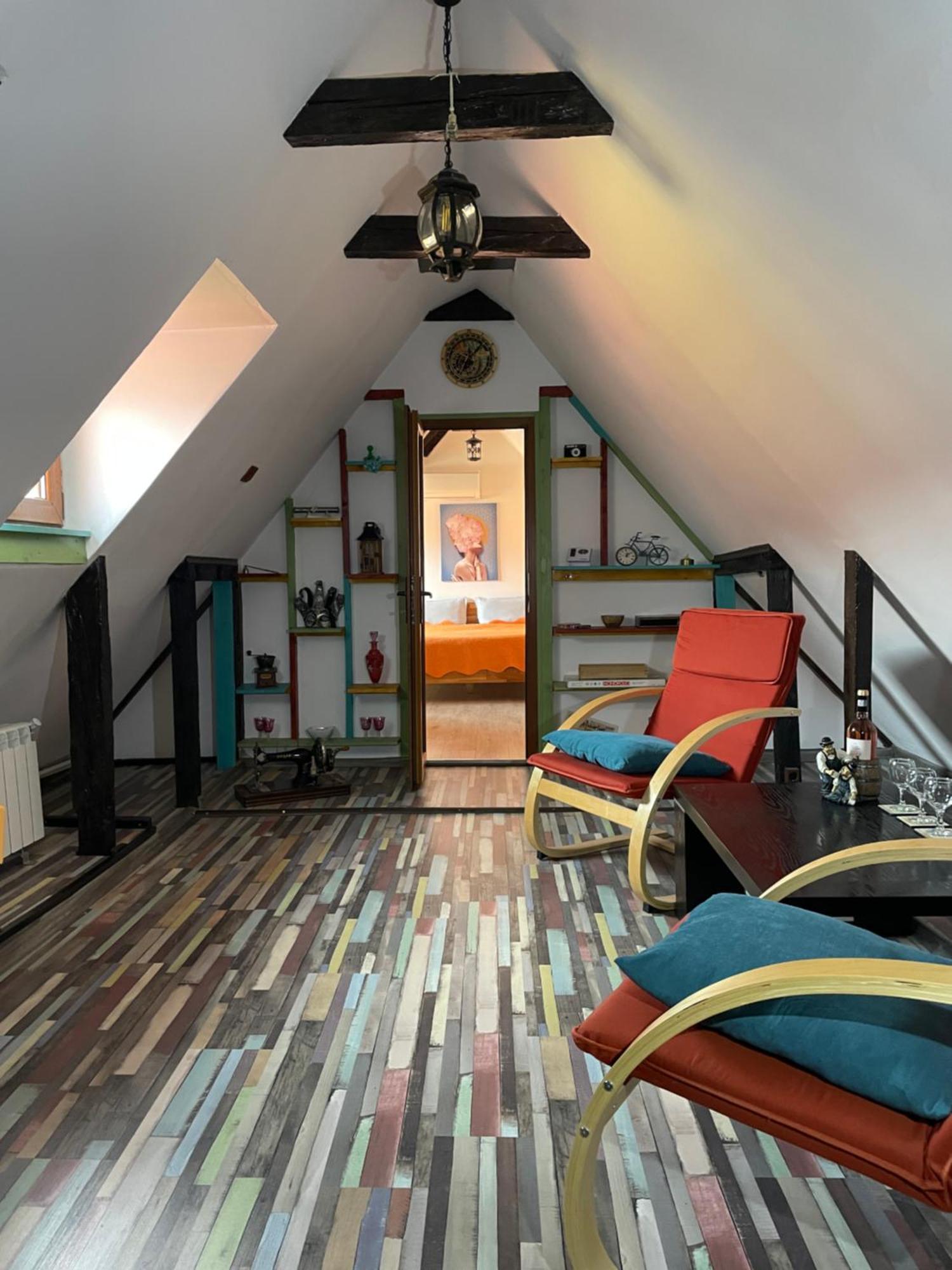 House Of Colors Apartment Брашов Екстериор снимка